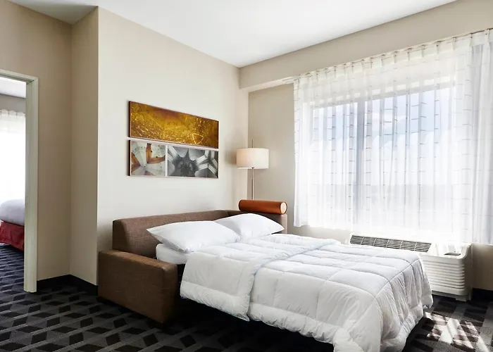 Towneplace By Marriott St. Louis Hotel